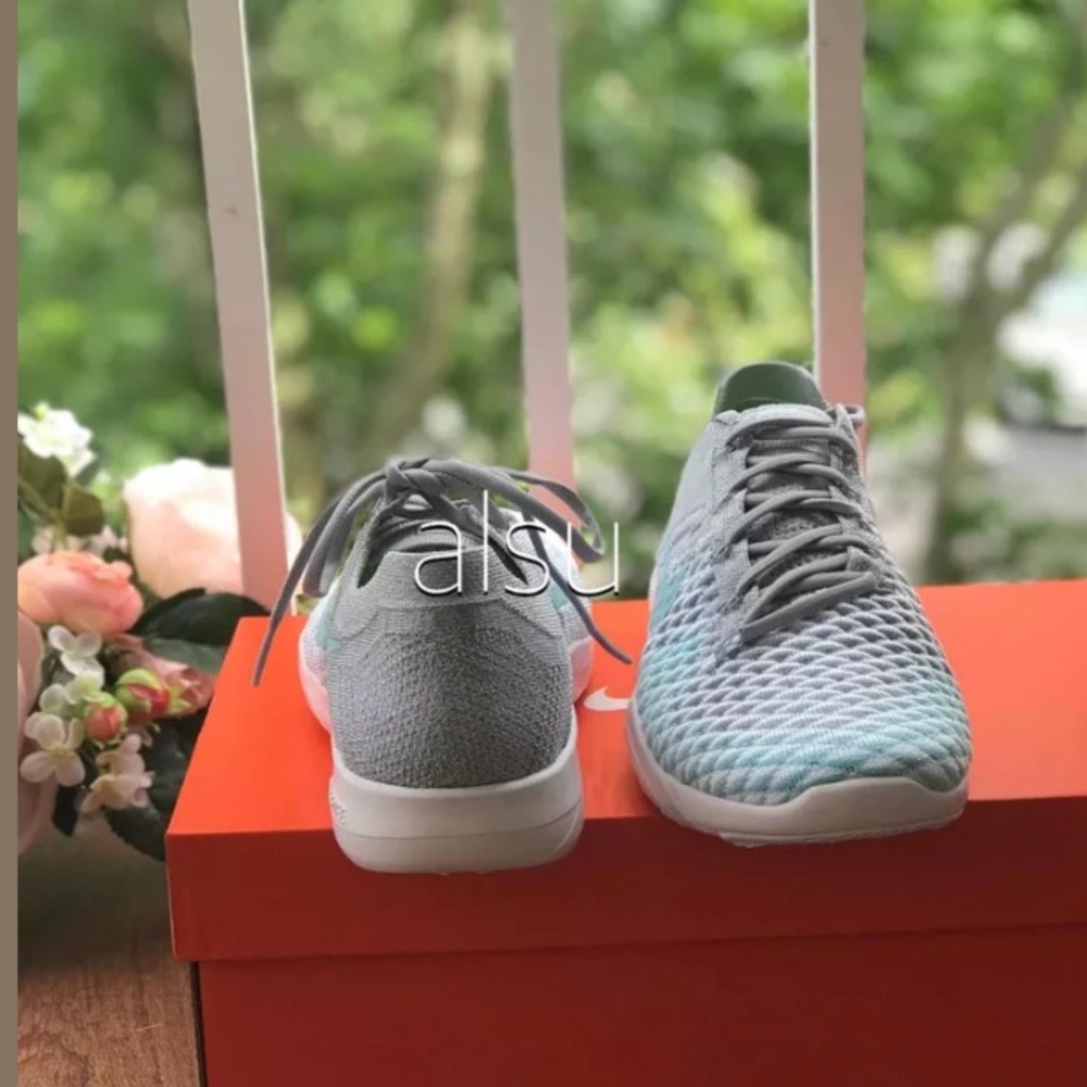 NWT Nike Free TR Flyknit 2 Glacier Ice WMNS - Picture 2 of 7